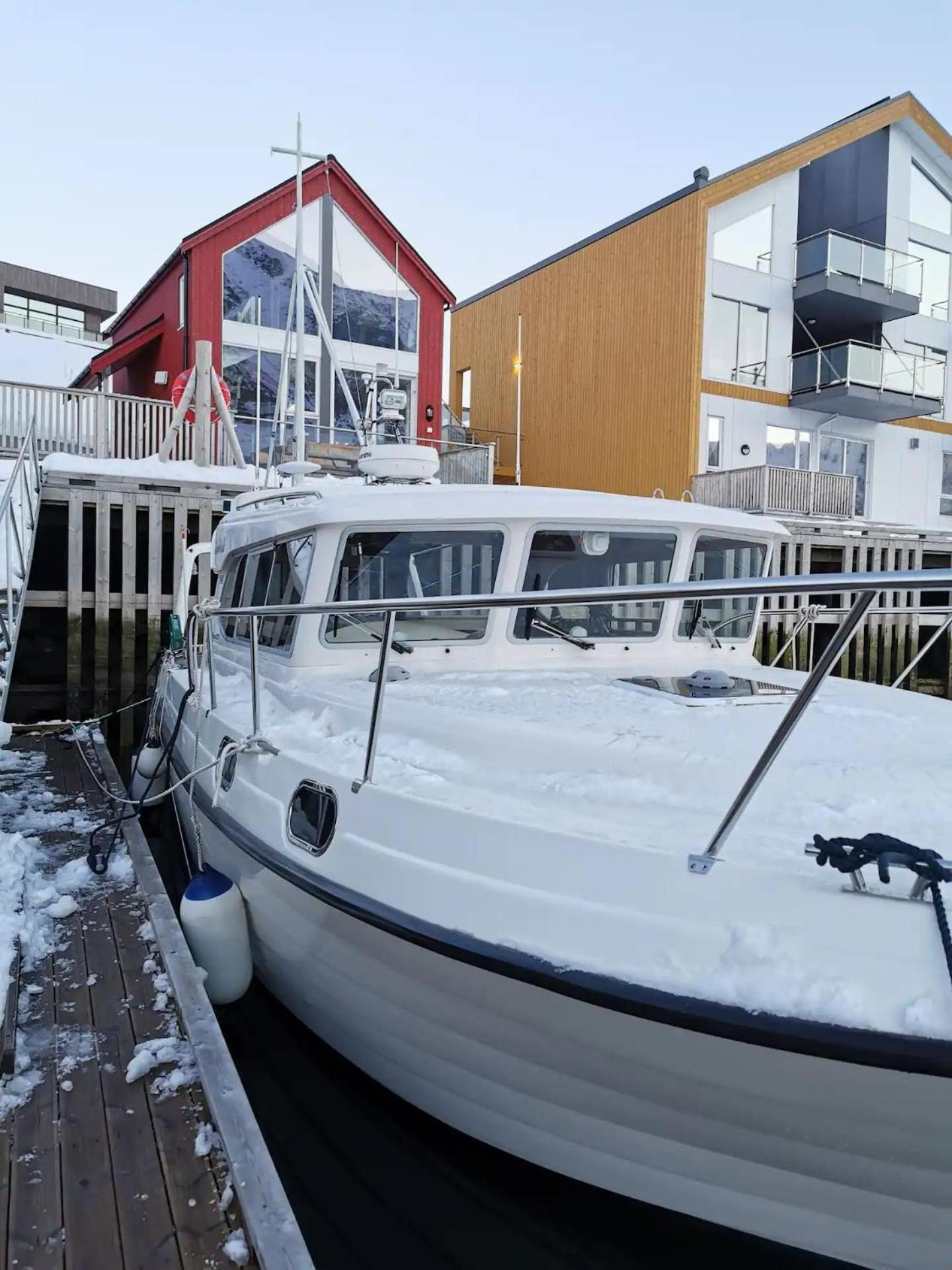 Spektakulaer Rorbu I Autentiske Omgivelser Ballstad Exterior photo